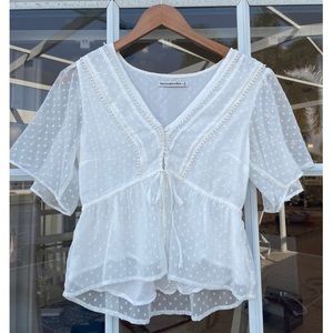 Abercrombie size s white dotted blouse flowy lace satin summer bell sleeve